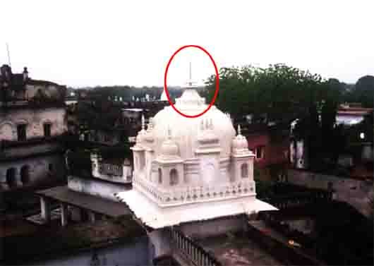 ऐतिहासिक राम-जानकी मंदिर की गुम्बद पर लगा 15 करोड़ का स्वर्ण कलश चोरी