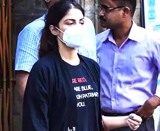 रिया चक्रवर्ती