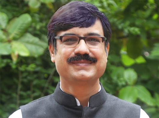नवीन