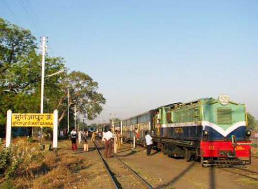 मेगा ब्लॉक : 30 और 31 अगस्त को नहीं चलेंगी 14 ट्रेनें!